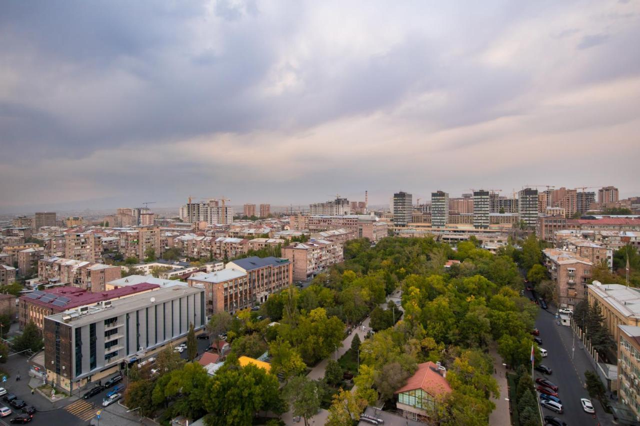 Hotelise L Bird Eye Apartment Jerevan Buitenkant foto