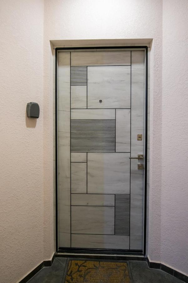Hotelise L Bird Eye Apartment Jerevan Buitenkant foto